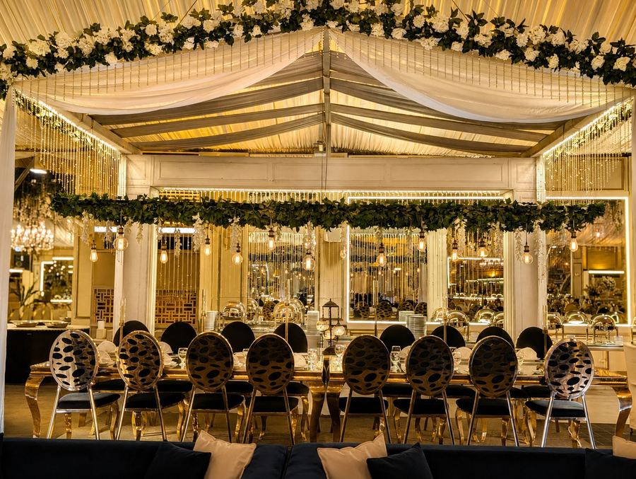 Stage setting